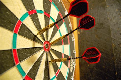 Darts .